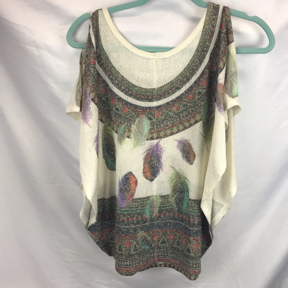B_envied Boho Print Cold Shoulder Top B01003
